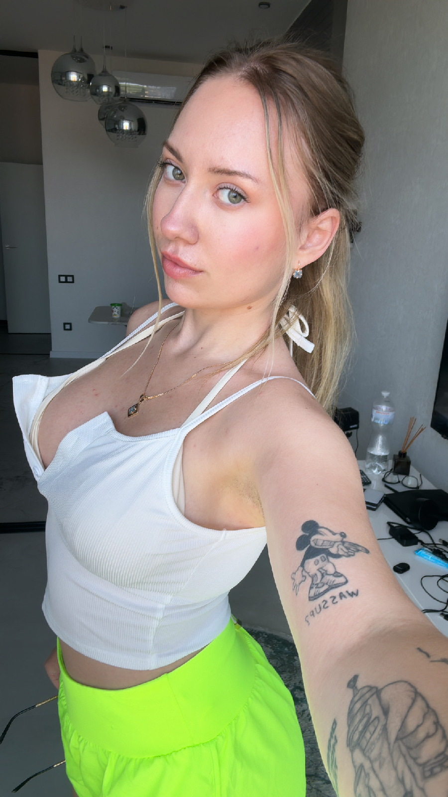 KateV in her underwear in Urumqi