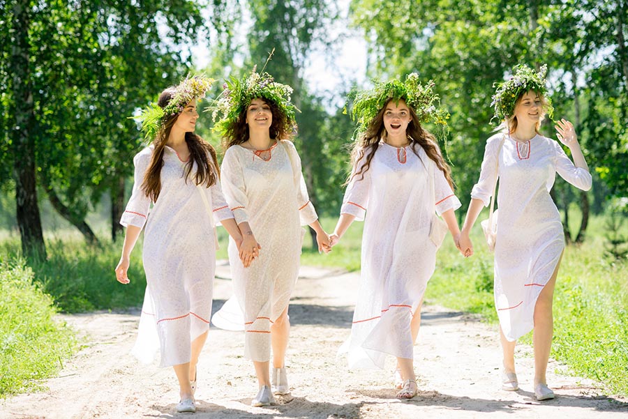 Slavic girls in Urumqi