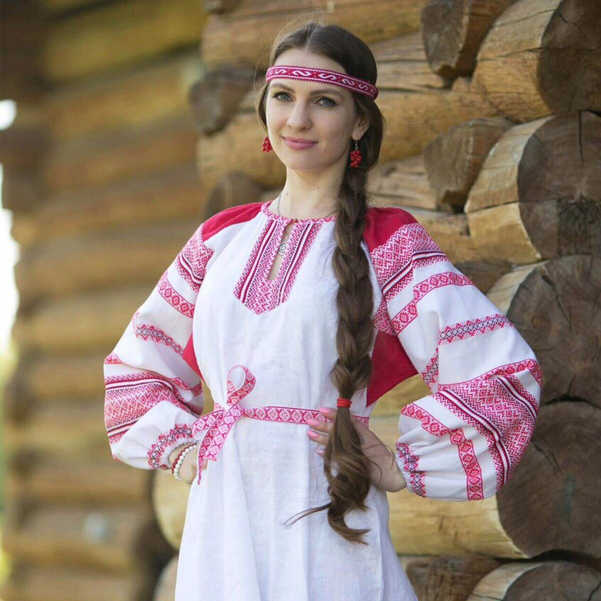 Girls in Slavic costumes in Urumqi